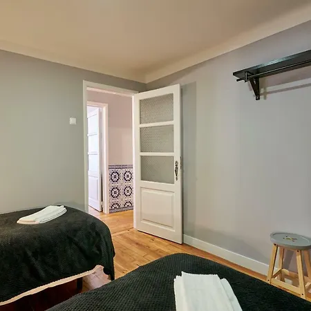 Charming In Alfama * 리스본